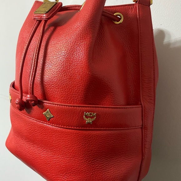 Authentic MCM Bucket Medium Leather Red - Picture 3 of 9